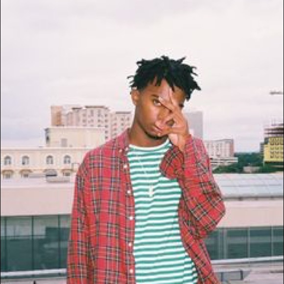 Meet your Posher, Lonnie - Picture 1 of 1